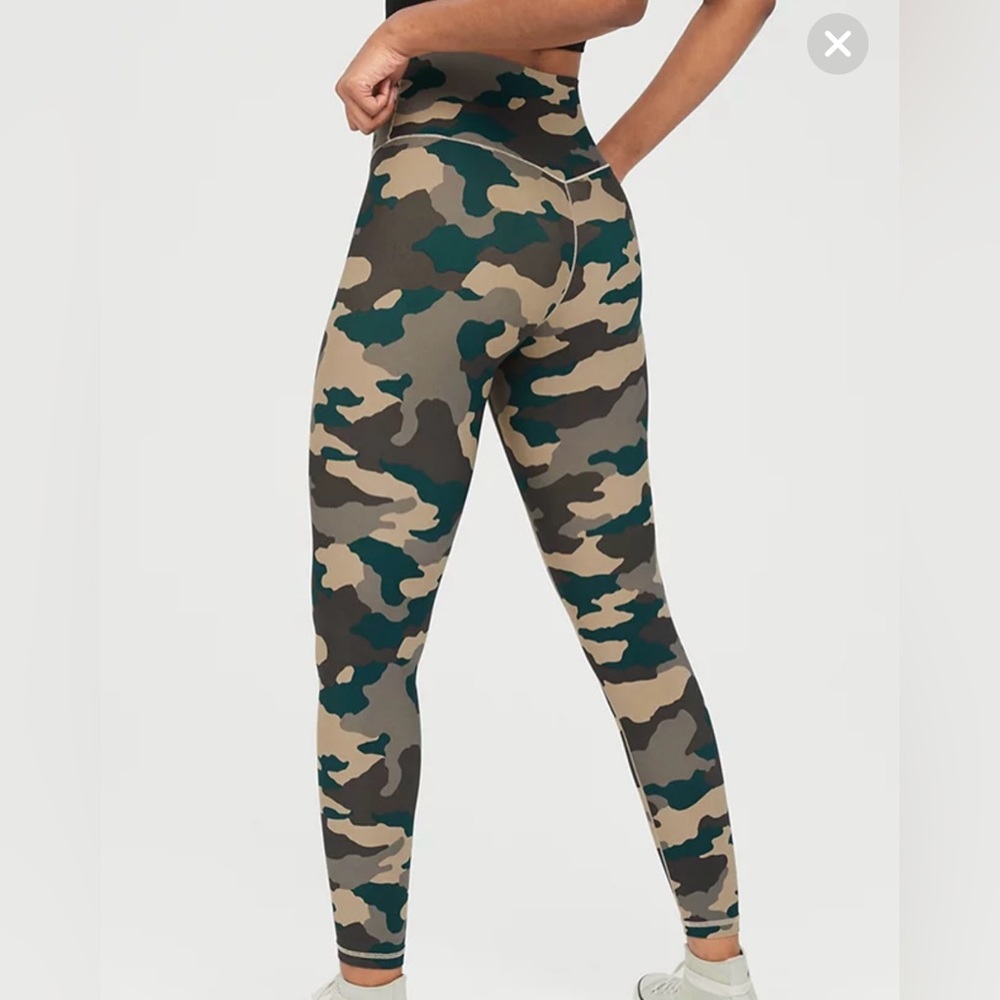 Aerie Camo Leggings XS